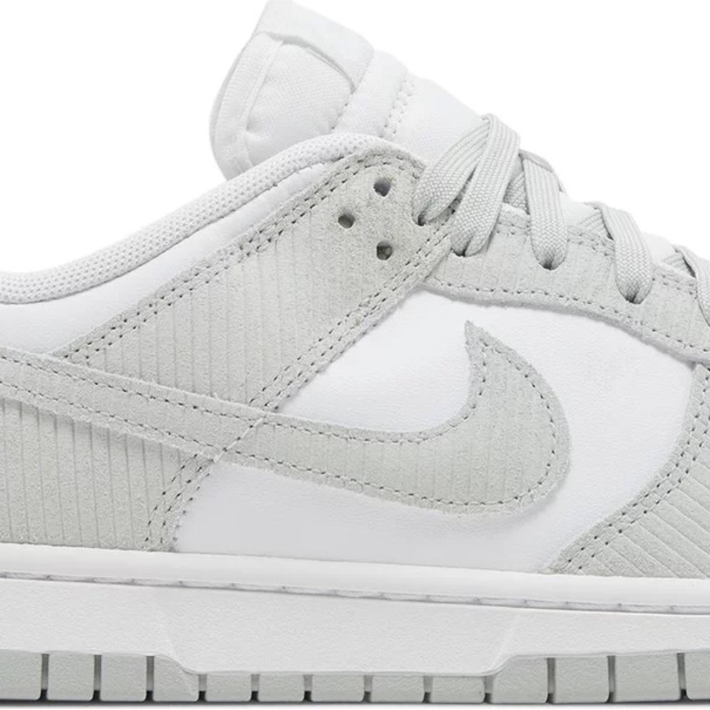 NIKE DUNK — LIGHT SILVER CORDUROY
